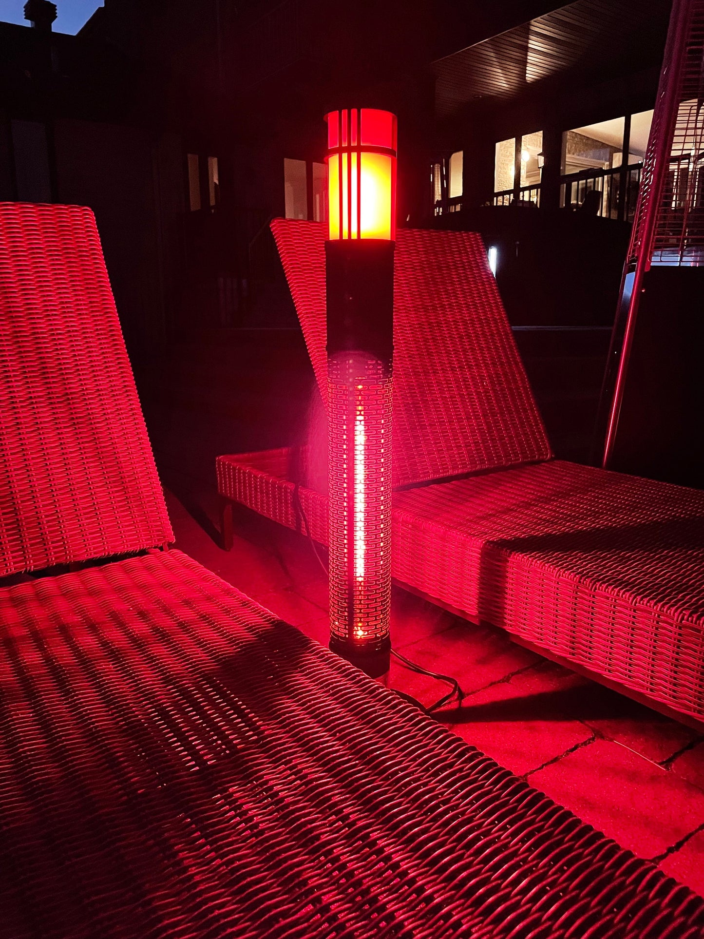 Westinghouse Infrared Electric Portable Patio Heater - WES31-1588|Radiateur de terrasse portatif électrique et à infrarouge Westinghouse - WES31-1588