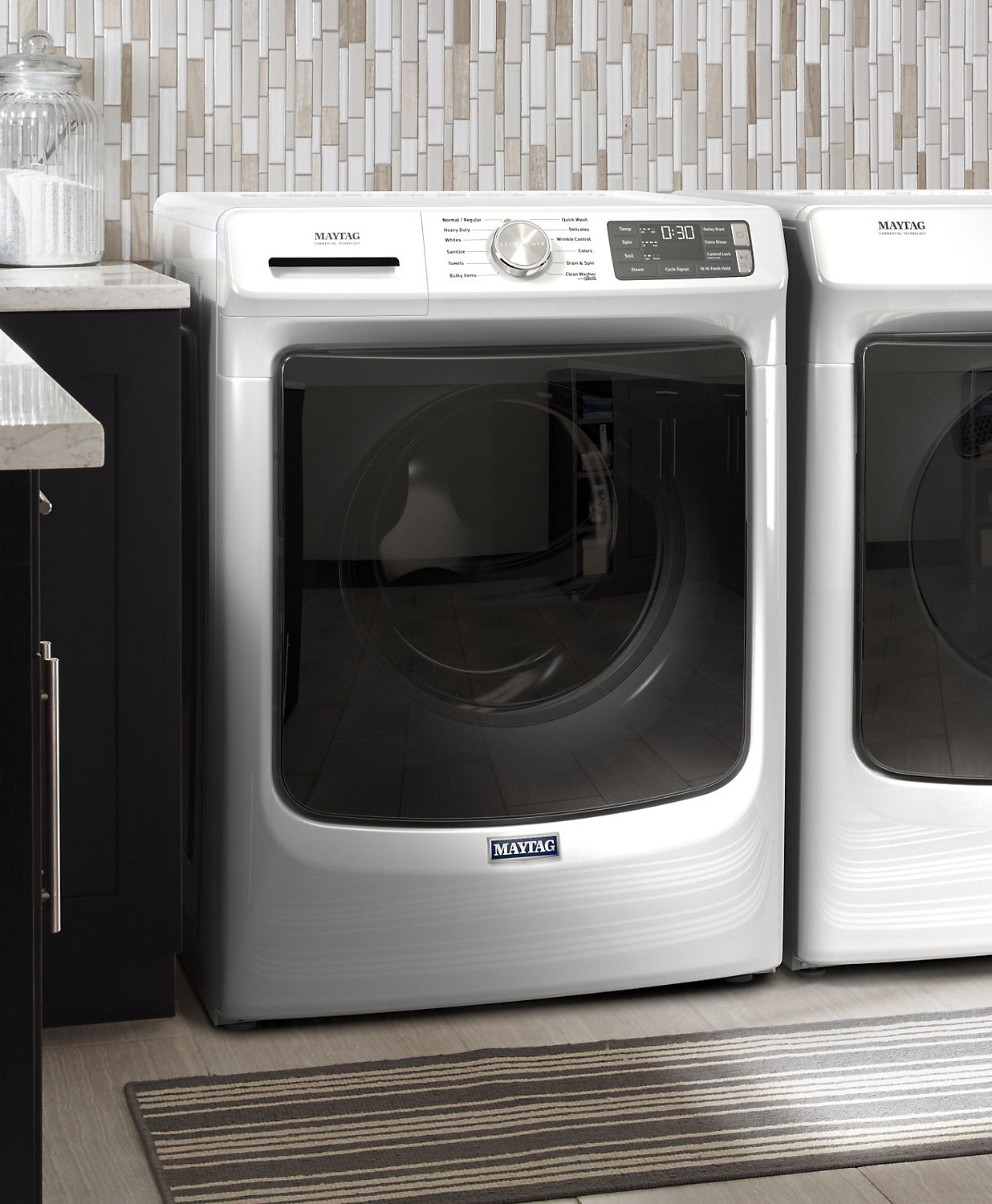 Maytag 4.8 Cu. Ft. Front-Load High-Efficiency Steam Washer - White - Stackable - MHW6630HW | Laveuse à la vapeur haute efficacité Maytag à chargement frontal de 4,8 pi³ - blanche - superposable…