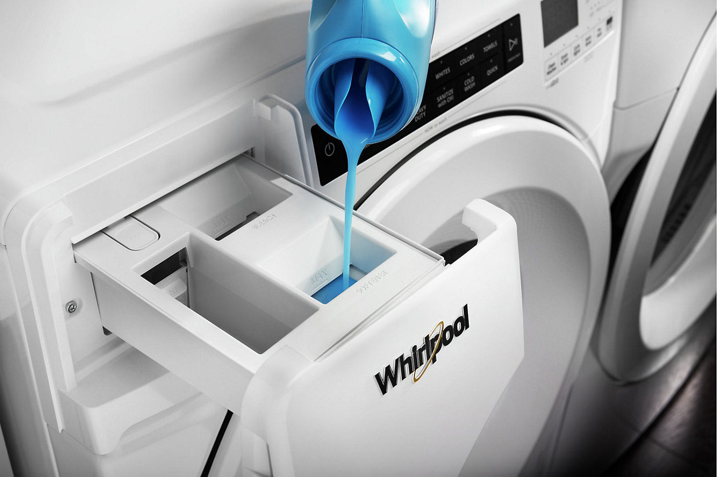 Whirlpool 5.0 Cu. Ft. Front-Load High-Efficiency Washer - White - Stackable - WFW560CHW | Laveuse haute efficacité Whirlpool à chargement frontal de 5 pi³ - blanche - superposable - WFW560CH…