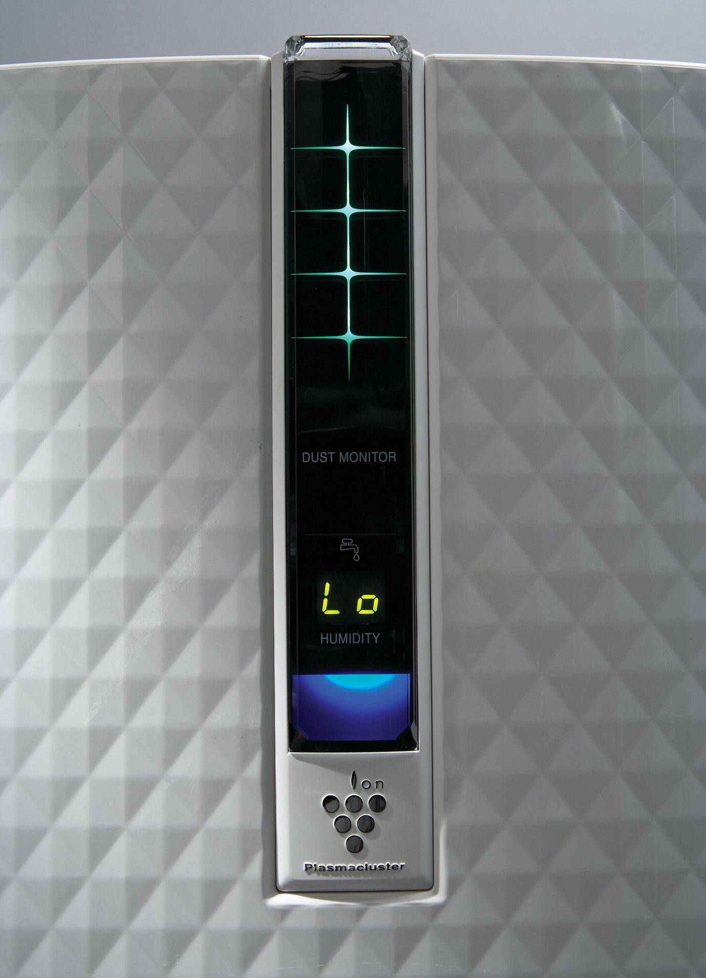 Sharp Plasmacluster® Air Purifier with Built-In Humidifier - KC850U | Purificateur d’air PlasmaclusterMD Sharp avec humidificateur intégré - KC850U | KC850UWW