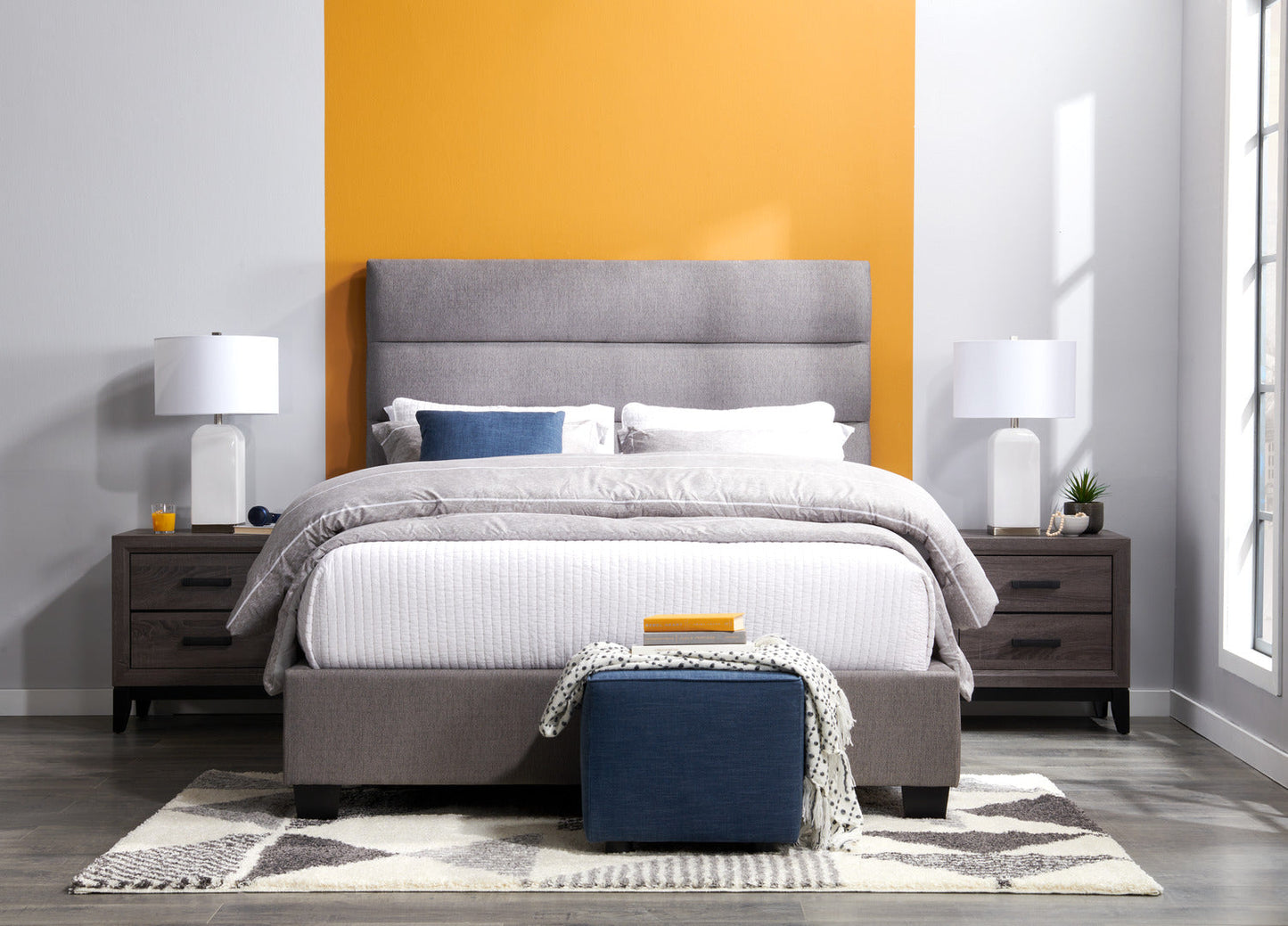 Stripes 3-Piece King Comforter Set - Grey| Ensemble d'édredon Stripes 3 pièces pour très grand lit - gris | STRPE3KG
