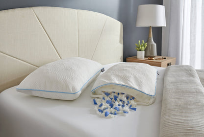 Tempur-Pedic® TEMPUR-Essential™ Adjustable Pillow | Oreiller ajustable TEMPUR-EssentialMC de Tempur-PedicMD